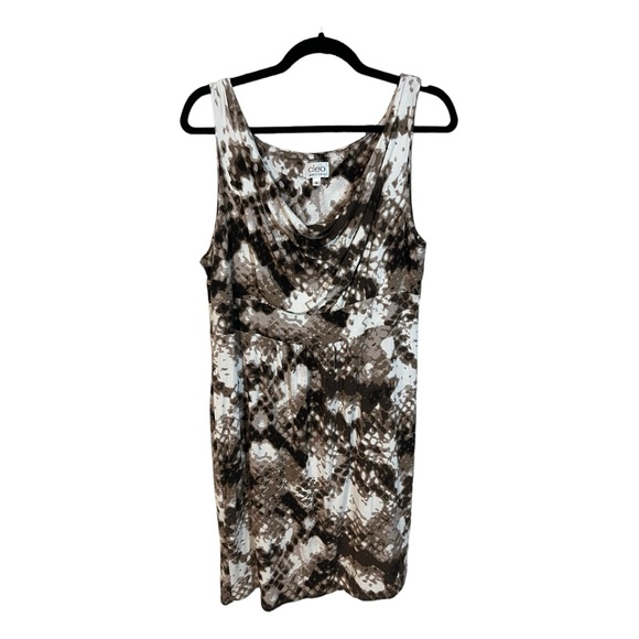 cleo Dresses & Skirts - A Cleo dress in size 16